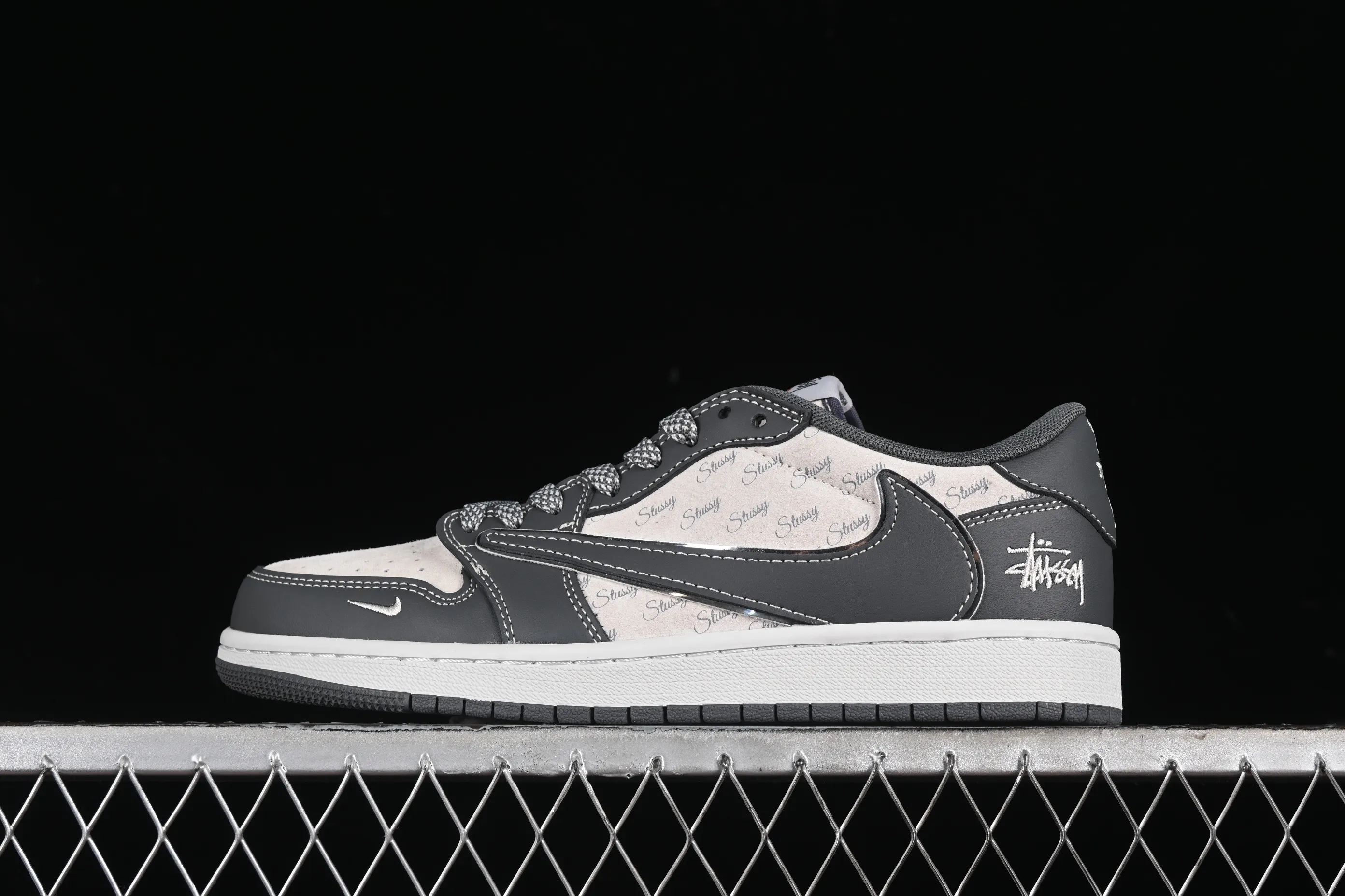 All categories Air Jordan Jordan series basketball shoes Air Jordan 1 Low High-end customized low-top sneakers Travis Scott x Fragment Design x Air Jordan 1 Low OG SP AJ1 Joe 1 Stussi joint-Shadow of the Night Low-top cultural casual sneakers XZ3398-003